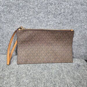 Michael Kors Jet Set Signature Multifunction Wristlet - Black, Large‎